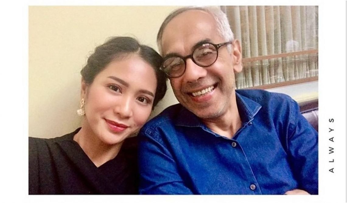 Foto. Pasangan artis yang jarak umurnya lumayan jauh