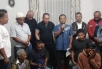 Foto. Samaun Dahlan menerima dukungan secara resmi dari relawan sulap. Pernyataan melalui ikrar yang disampaikan oleh ketua relawan sulap Surya Budianto 