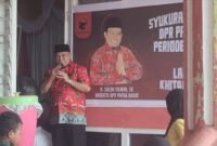 acara syukuran atas pelantikan Haji Saleh Siknun sebagai anggota Dewan Perwakilan Rakyat (DPR) Papua Barat untuk periode 2024-2029. Acara ini berlangsung pada hari Sabtu, 5 Oktober 2024, di Posko Tikar Rasa, Jalan Warahmade, Kelurahan Danaweria. (Dok. papuatengah.tagarutama.com)