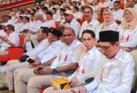 Tampak Hadir Ketua DPD Gerindra Papua Barat Muhamad Lakotani dan Pengurus DPC Kabupaten Fakfak pada perayaan puncak Hari Ulang Tahun (HUT) ke-17 Partai Gerindra di Sentul International Convention Center (SICC), Jawa Barat (15/2/2025).