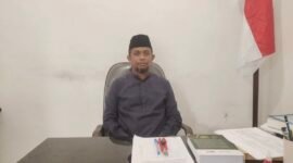 Kepala Kantor Urusan Agama (KUA) Distrik Fakfak, Baharudin Muhammad Munawi, SH.I., mengajak masyarakat Fakfak untuk meningkatkan ibadah dan ketakwaan kepada Allah SWT di bulan suci Ramadhan.