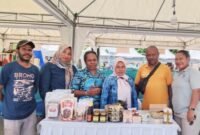 Myristica binaan Dinas Perkebunan Fakfak mengenalkan produk olahan pala pada event Torang Creative & Ecotourism Festival 2025 yang berlangsung selama tiga hari, mulai 20 hingga 22 Juni 2025 di Kota Sorong,