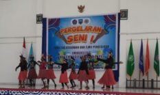 PAGELARAN SENI I FKIP UMPB: LEDAKAN KREATIVITAS MAHASISWA GUNCANG AULA UTAMA