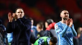 Frank Lampard saat mendampingi Coventry city berlaga di EFL Championship.